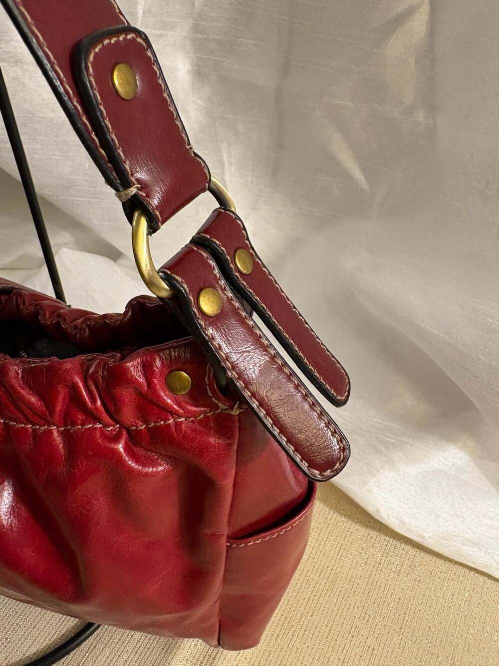 Red Ruched Shoulder Bag - Picture 4 of 8
